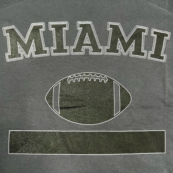 No Curfew “Miami 🏈” Crewneck Graphic Short Sleeve Tee Shirt in Black Sz S - Picture 4 of 7